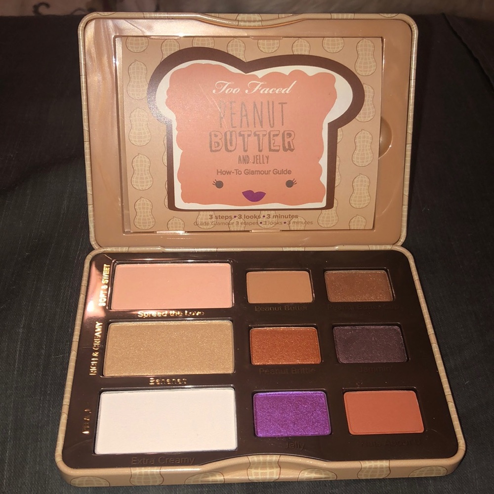 Too faced eyeshadow palette